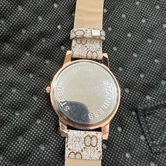 Watch - Picture 6 of 7